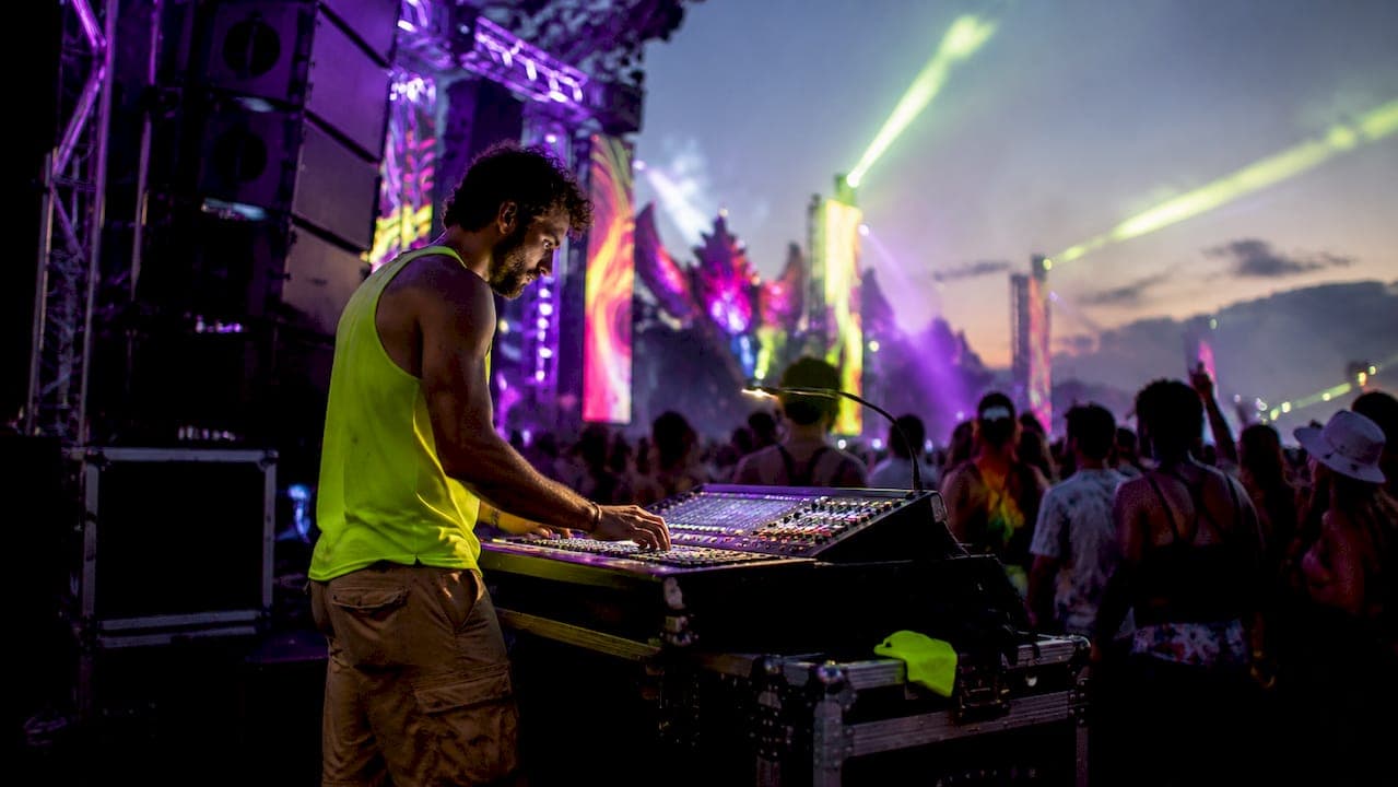 How to Sync Lighting and Sound for Indoor Events